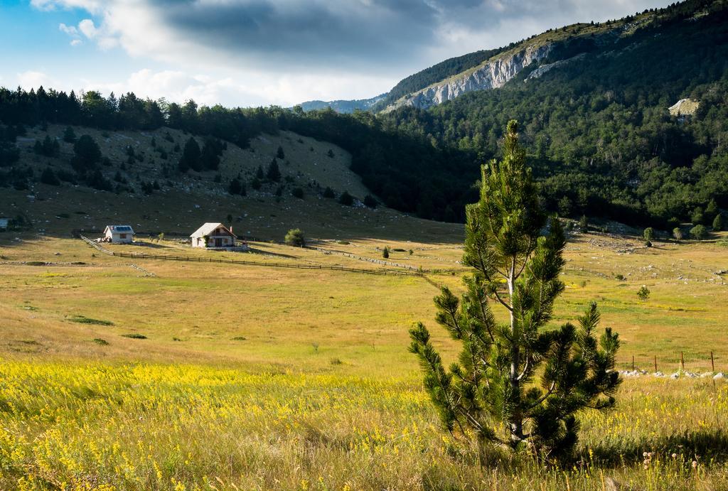 Mountain house Varda Ledenice Buitenkant foto